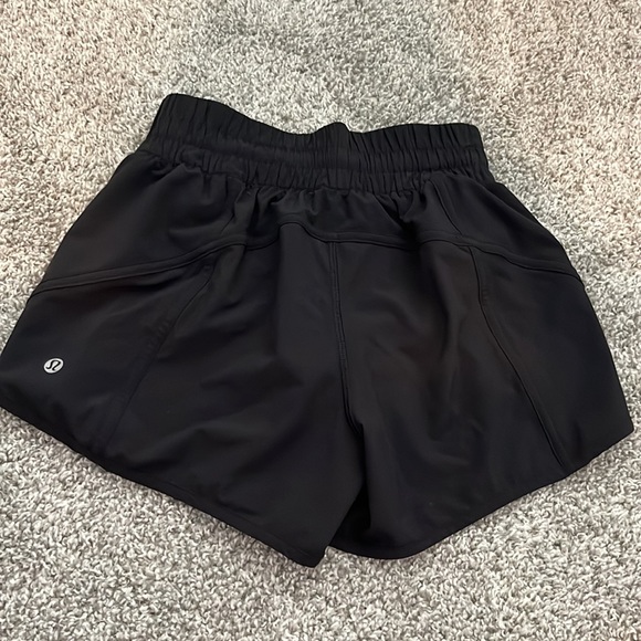 Tracker Low Rise Lined Short 4”, black, size 4 - Picture 3 of 3